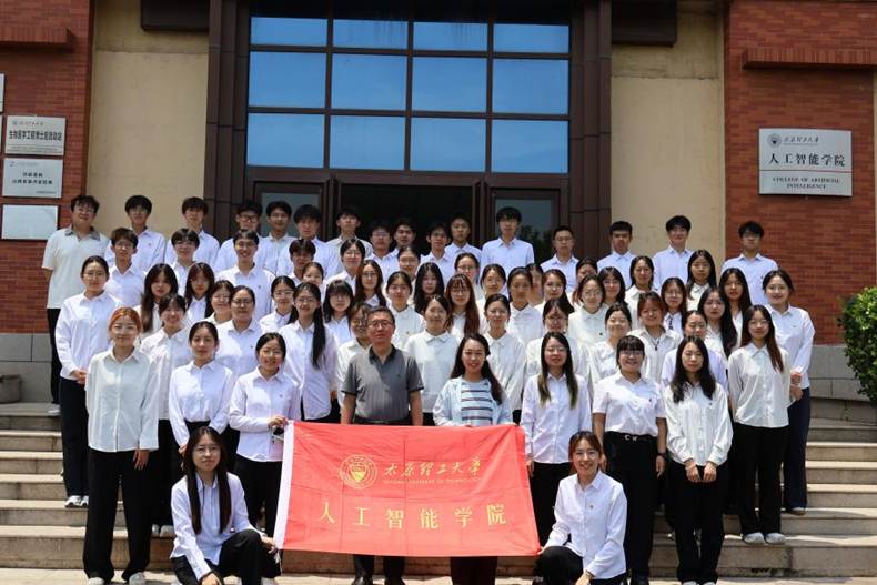 图片1 图片1