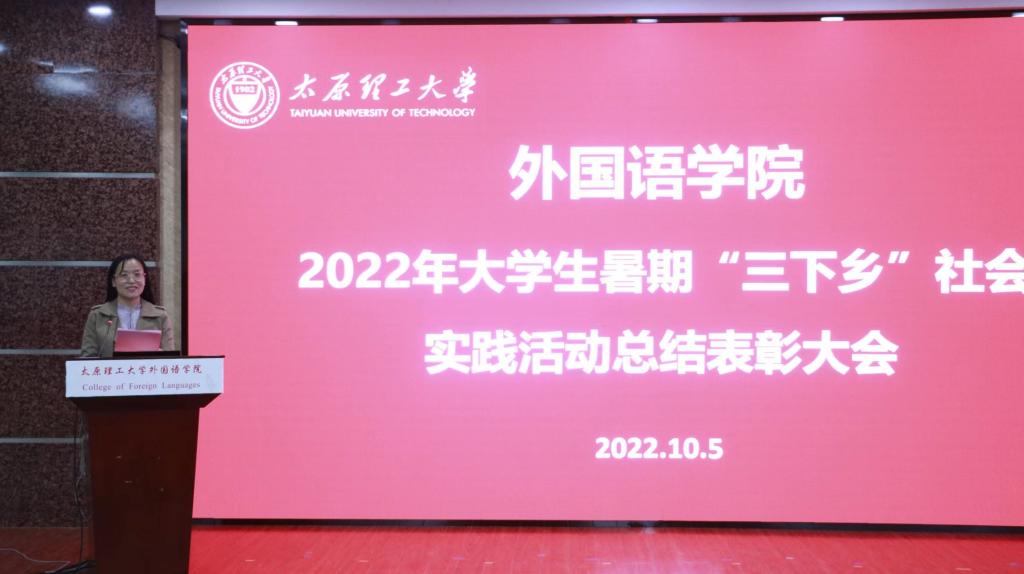 D818